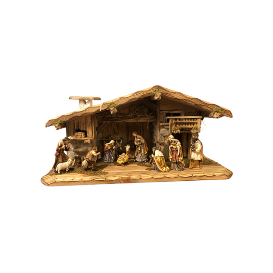 Crèche Kostner 12 pièces dans l'étable Villach