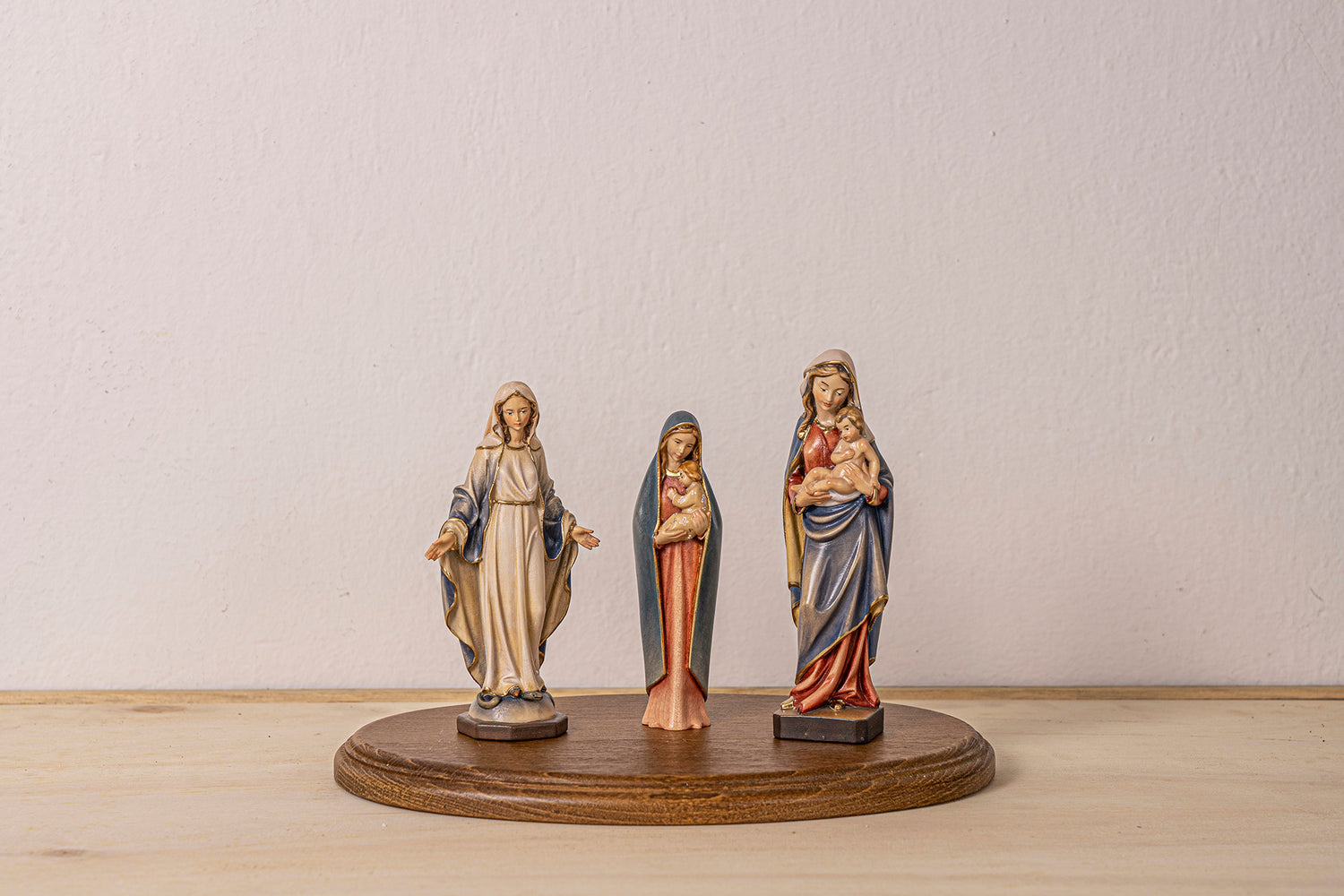 madonnen holzgeschnitzt titelbild